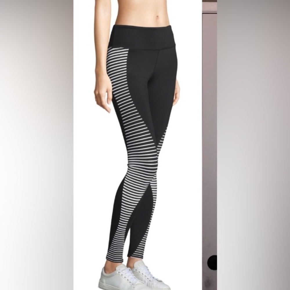 Alo Yoga High Waist Striped Moto Leggings Black White‎ XS VN3158